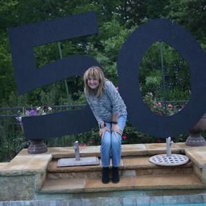 Meet your Posher, Lisa